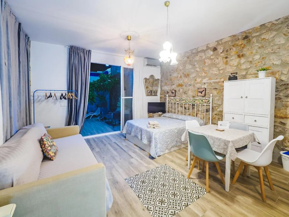Solarium Del Montecillo Complex Beach And City Apartamentosmalagamanagement Spain