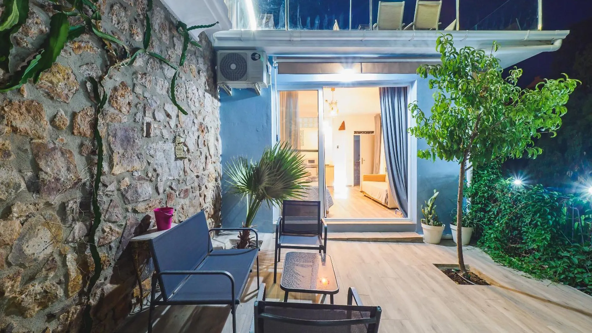 Solarium Del Montecillo Complex Beach And City Apartamentosmalagamanagement Spain